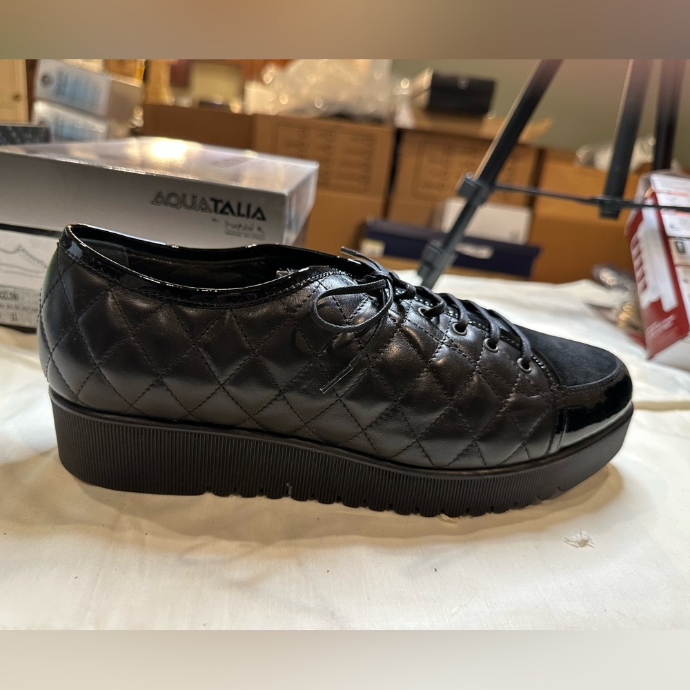 NEW Aquatalia Women's Black Quilted Loafers, Angelina, Women’s 11M, Black